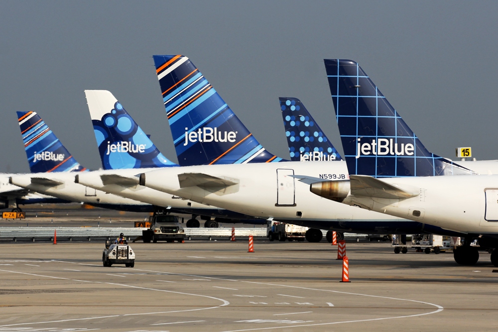 Lanza JetBlue hub en Los Ángeles Aviación 21